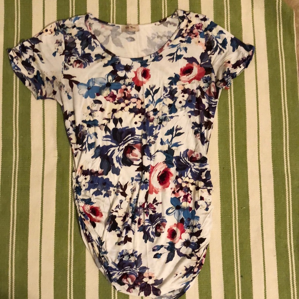 Full Moon Nuela Maternity One Pocket Knit Top